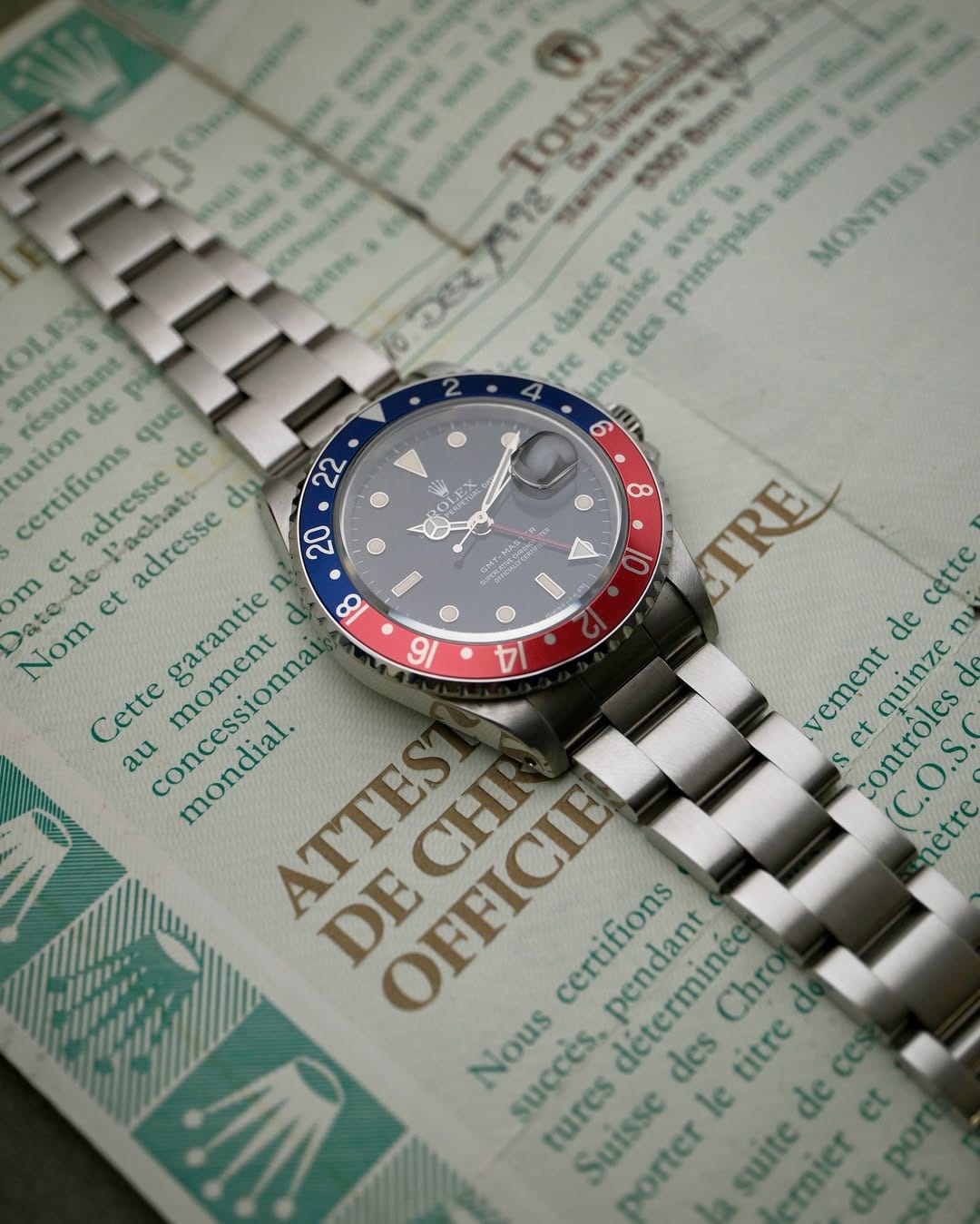 Come riconoscere un Rolex falso: Rolex GMT con documenti originali