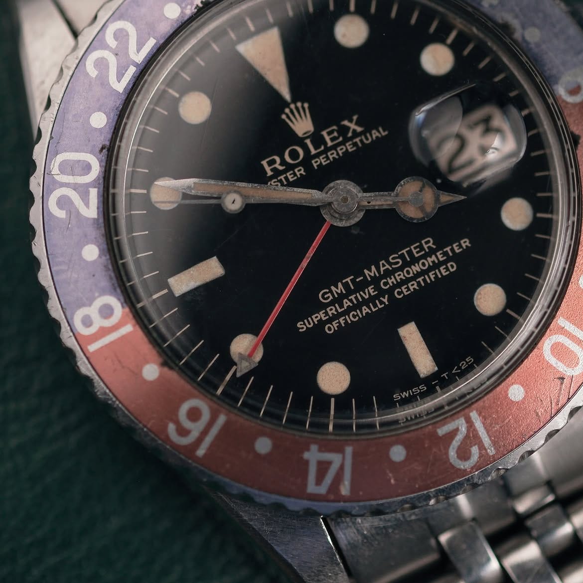 Lunetta Rolex (o ghiera): tipi, materiali e quanto incide sul valore 3 Lunetta ghiera Rolex GMT